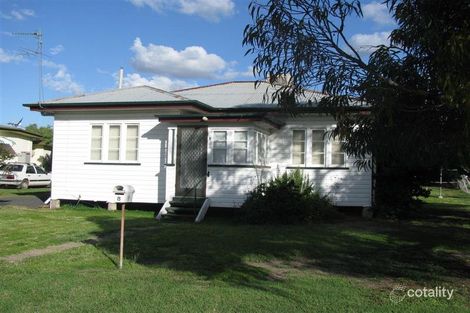 8 Fortescue St, Dalby, QLD 4405