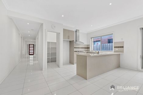 Property photo of 15 Float Place Point Cook VIC 3030