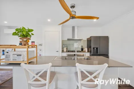 Property photo of 25 Mazeppa Drive Dudley Park WA 6210