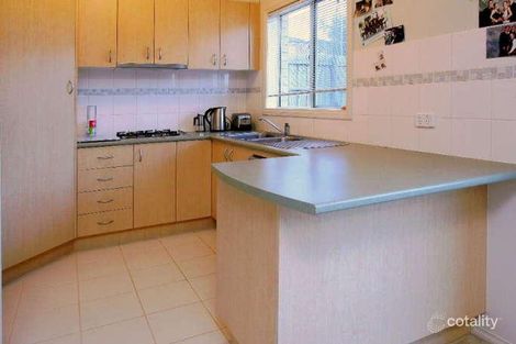 Property photo of 8 Redbark Hill Circuit South Morang VIC 3752