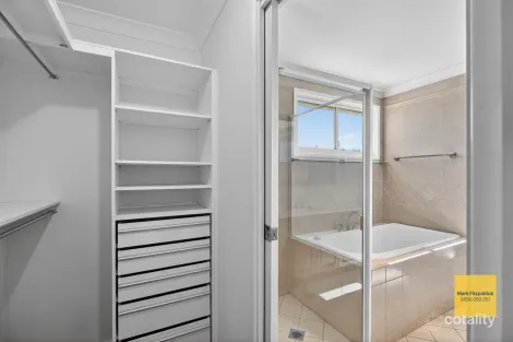 Property photo of 4 Woolpack Street Elderslie NSW 2570