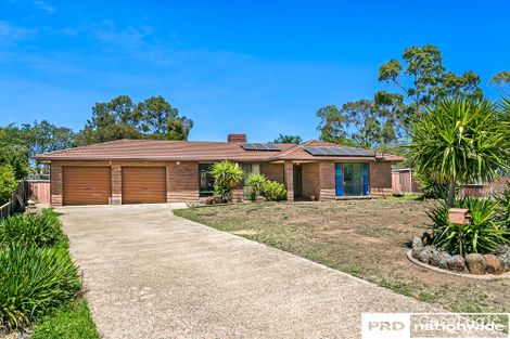 Property photo of 11 Craigends Place Hillvue NSW 2340