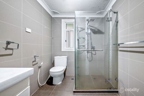 Property photo of 69 Grevillea Crescent Macquarie Fields NSW 2564