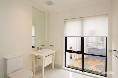 Property photo of 3 Binda Avenue Springvale VIC 3171