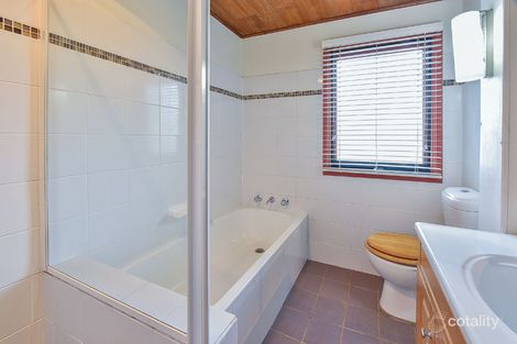 Property photo of 5 Stringybark Place Bradbury NSW 2560