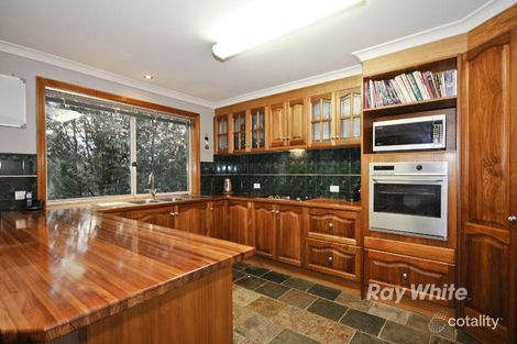 Property photo of 92 Lakeview Drive Lilydale VIC 3140