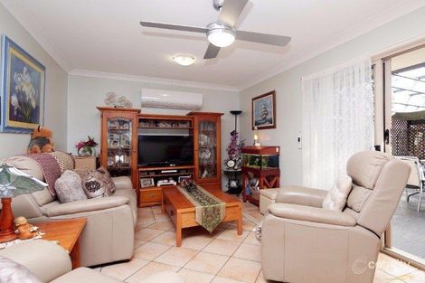 Property photo of 25 Pharlap Court Ningi QLD 4511