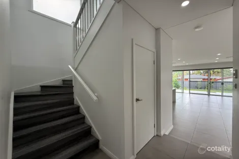 Property photo of 20 Bligh Avenue Lurnea NSW 2170