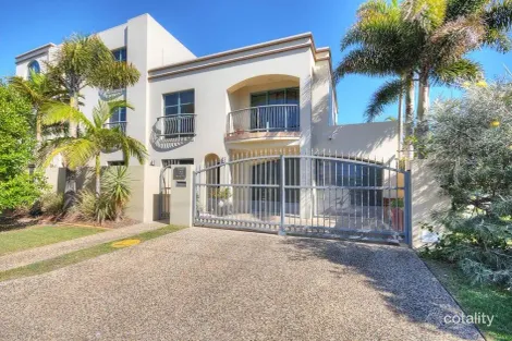 2/21 Surf St, Mermaid Beach, QLD 4218
