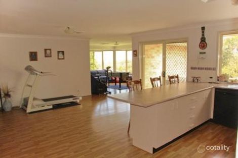 Property photo of 6 Outlook Close Mount Hutton NSW 2290