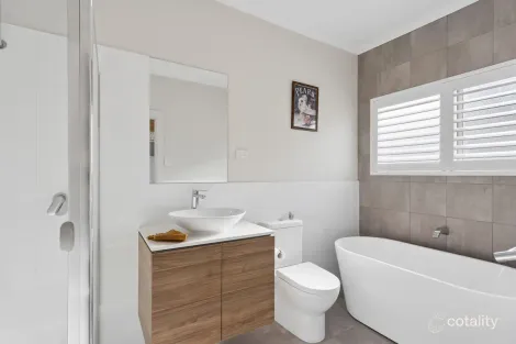 Property photo of 1/52 Loch Lomond Drive Modbury SA 5092