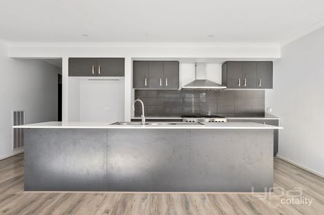 Property photo of 4 Letchworth Street Strathtulloh VIC 3338