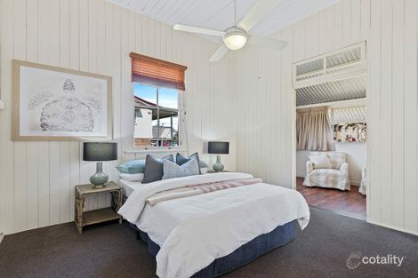 Property photo of 128 Armstrong Road Cannon Hill QLD 4170