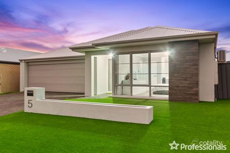 Property photo of 5 Holbeck Way Baldivis WA 6171