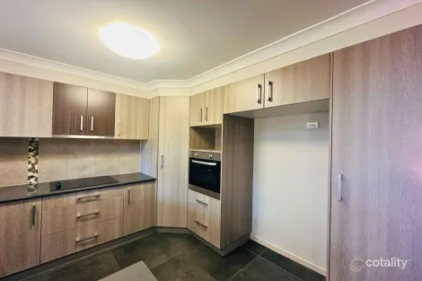 Property photo of 2/8-10 Lambert Drive Moranbah QLD 4744