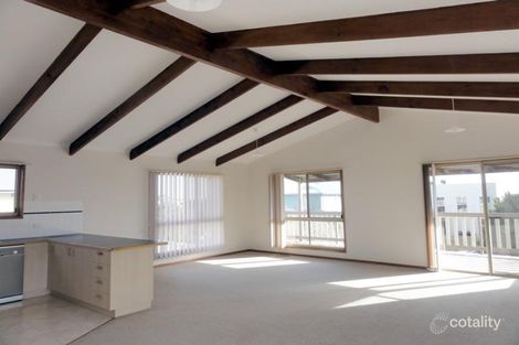 Property photo of 57 Katherine Circuit Cowes VIC 3922
