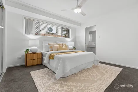 Property photo of 124 Singer Street Wynnum QLD 4178