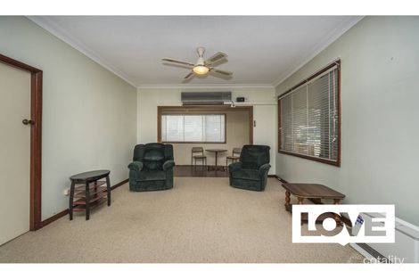 Property photo of 295 Main Road Fennell Bay NSW 2283