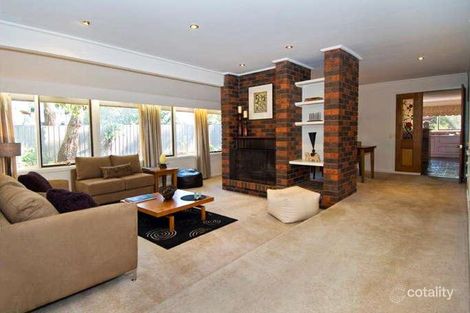 Property photo of 42 Malabar Crescent Eltham VIC 3095