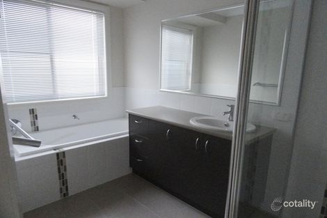 Property photo of 29 Bishop Drive Miles QLD 4415