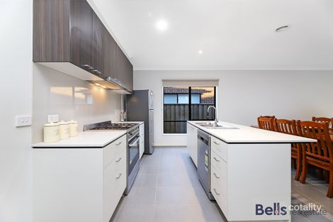 Property photo of 87 Bandicoot Loop Tarneit VIC 3029