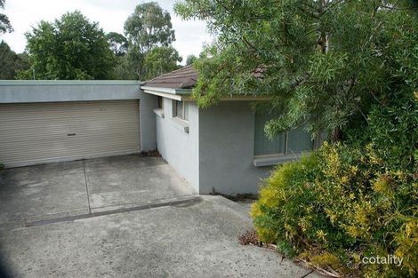 Property photo of 23A John Edgcumbe Way Endeavour Hills VIC 3802