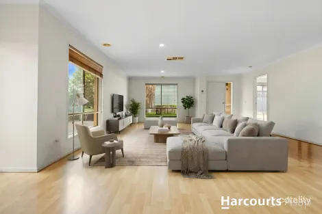 Property photo of 20 Stephellen Way Cranbourne West VIC 3977