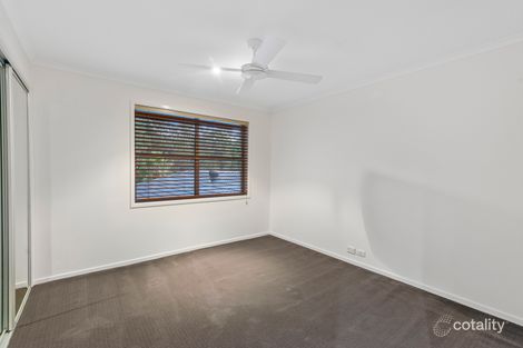 Property photo of 7 Cheshire Grove Elanora QLD 4221