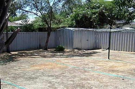 Property photo of 5 Garnsworthy Grove Stratton WA 6056