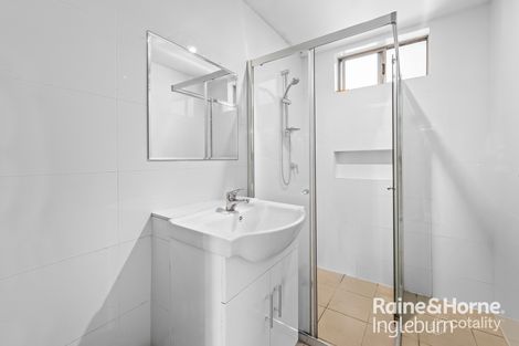 Property photo of 10 Gloucester Street Macquarie Fields NSW 2564