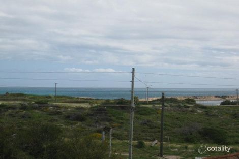 Property photo of 19 Lisford Avenue Two Rocks WA 6037