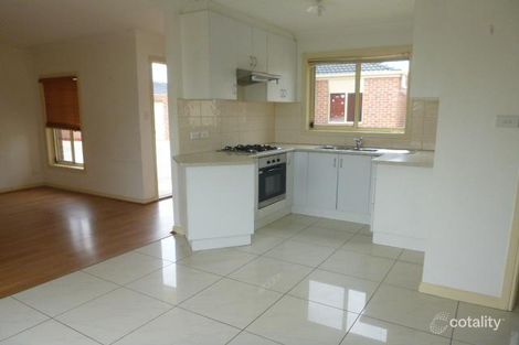 Property photo of 4/21 Pittosporum Grove Doveton VIC 3177