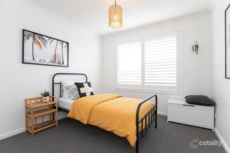 Property photo of 18 Pinnacle Chase Beveridge VIC 3753