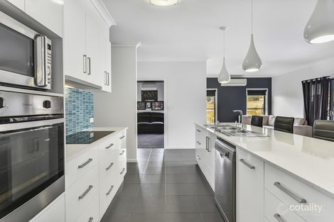 Property photo of 9 Greenwood Place Withcott QLD 4352