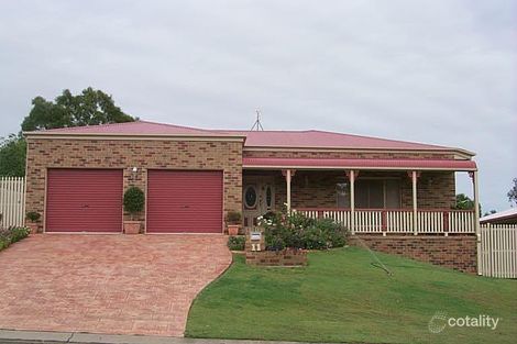 11 Hatte St, Norman Gardens, QLD 4701