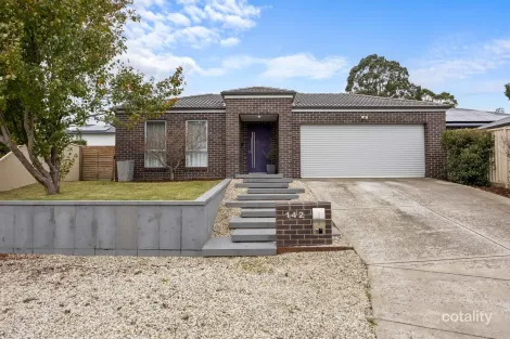 142 Canadian Lakes Bvd, Canadian, VIC 3350