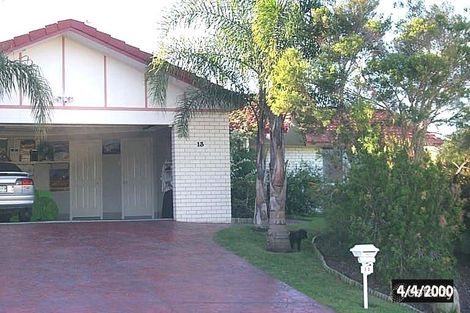 13 Piccadilly Pl, Highland Park, QLD 4211