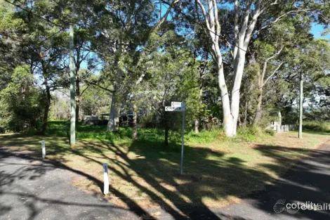 126 Laurel St, Russell Island, QLD 4184