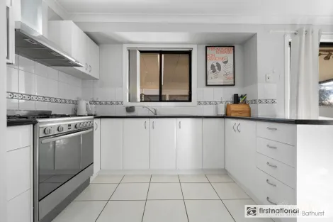 Property photo of 10 Nelson Street Raglan NSW 2795
