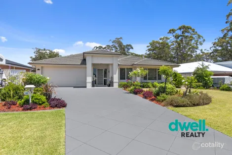 Property photo of 17 Yallara Crescent Sanctuary Point NSW 2540