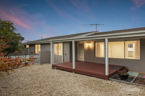 35 BIESKE RD, GROVEDALE, VIC 3216