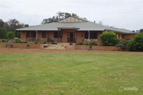 153 James Rd, Capel, WA 6271