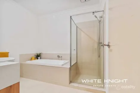 Property photo of 5 Anand Way Deanside VIC 3336