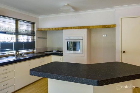 15 Barnfield Ct, Seville Grove, WA 6112