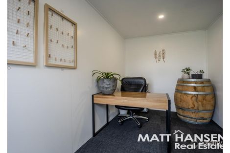 Property photo of 17 Severn Circle Dubbo NSW 2830