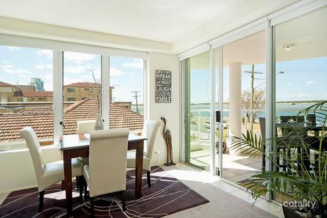 Property photo of 5/242-244 Marine Parade Labrador QLD 4215