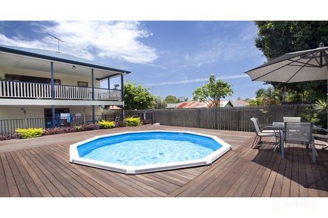 Property photo of 34 Radius Street Wynnum QLD 4178