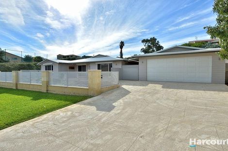 Property photo of 7 Mippi Road Halls Head WA 6210
