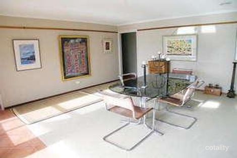 Property photo of 77 Waterfall Drive Jerrabomberra NSW 2619