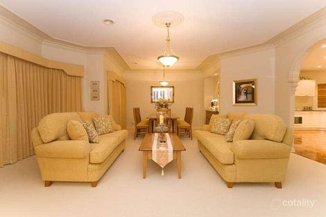 Property photo of 12 The Regency Hillside VIC 3037